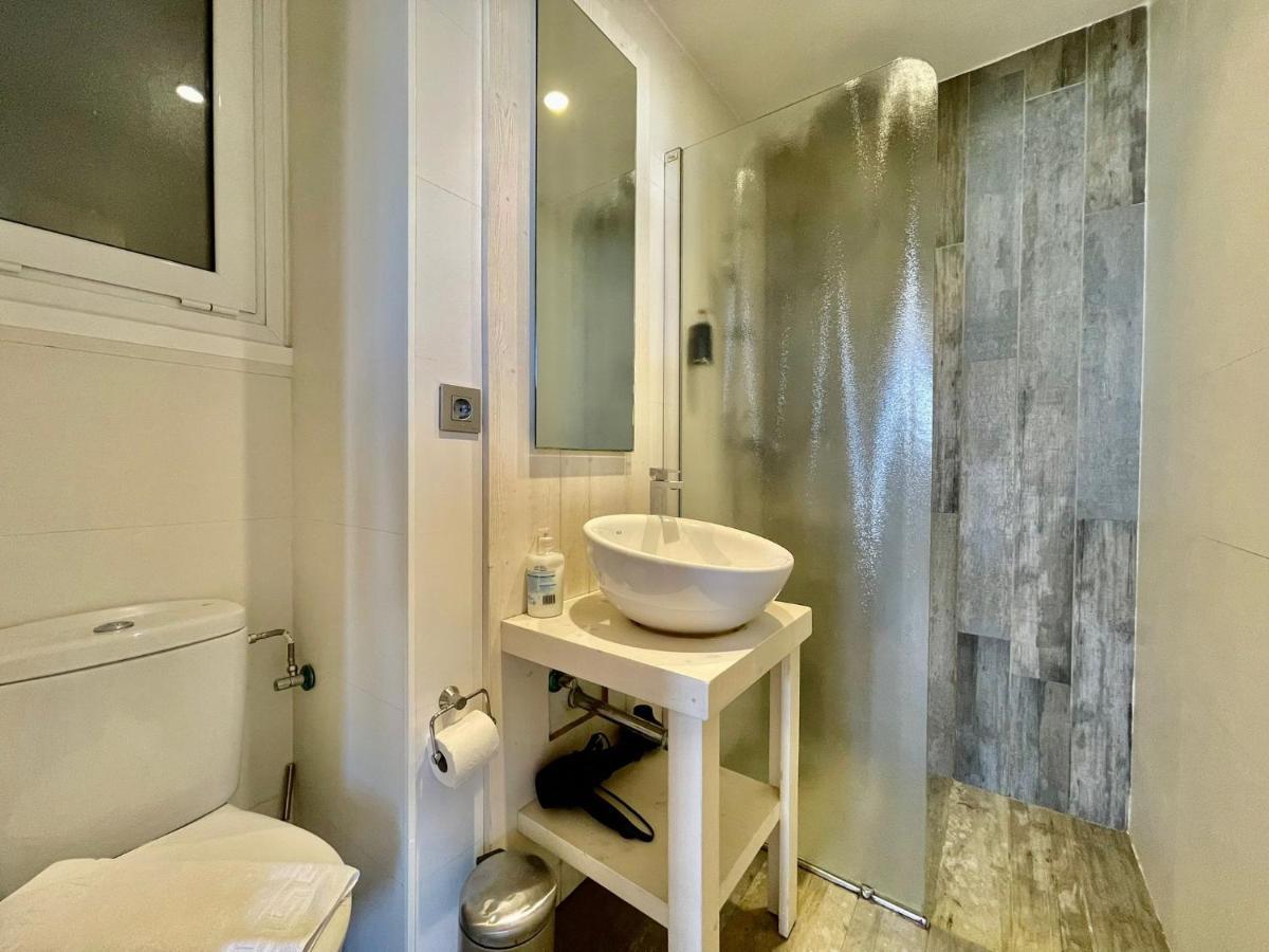 Market Suites Barcelona Bagian luar foto