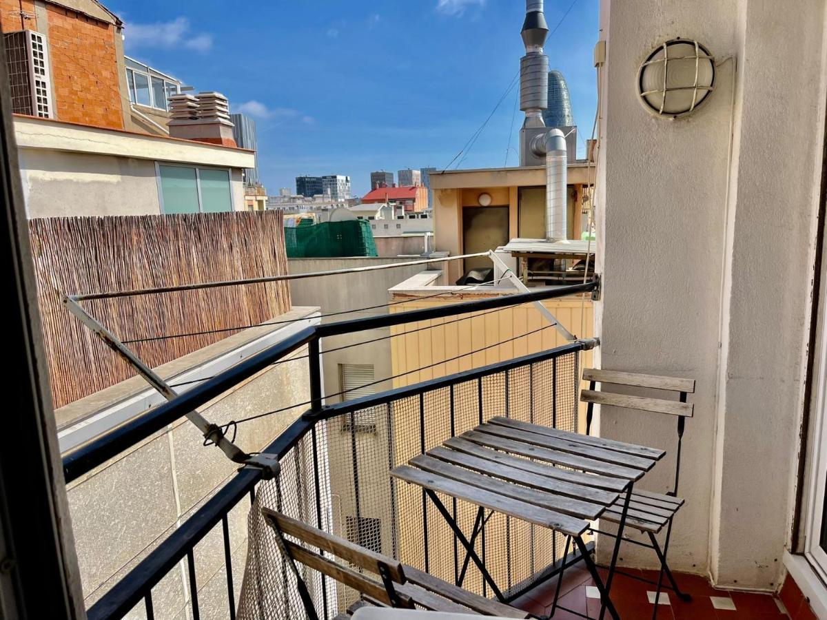 Market Suites Barcelona Bagian luar foto